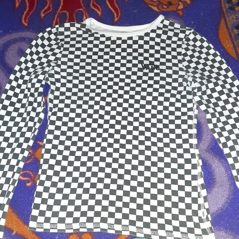 Van's long sleeve shirt